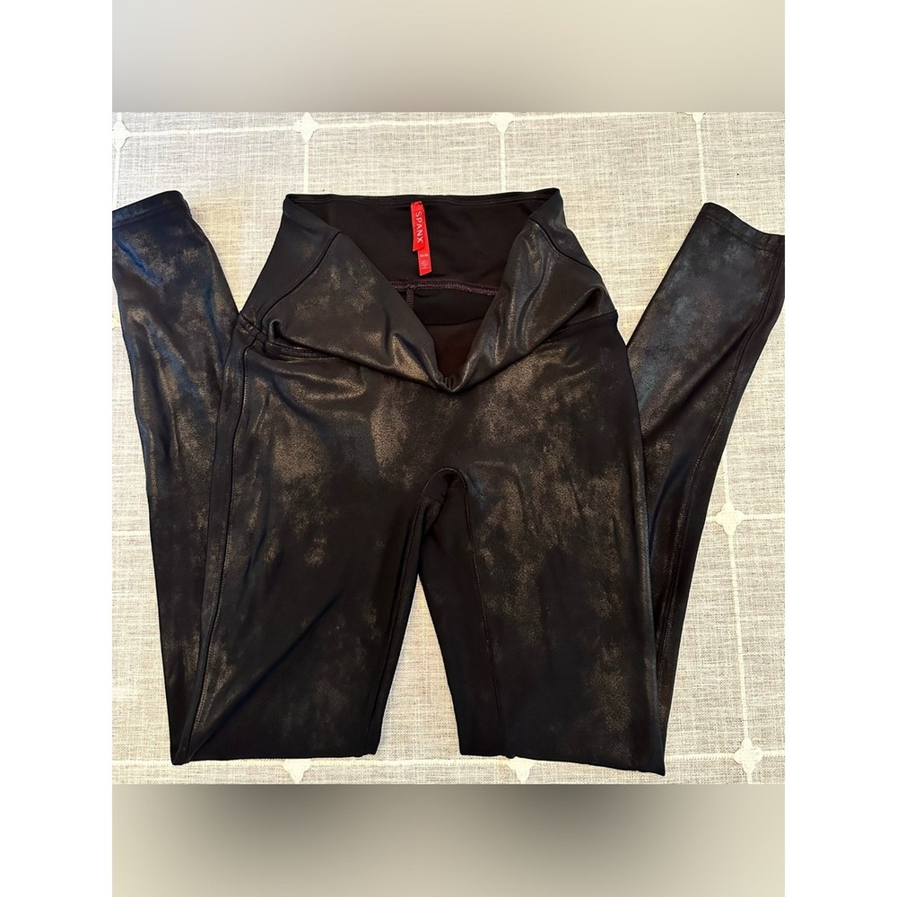 SPANX Faux Leather Leggings Womens M Black Crackle Mob Wife Y2K Night Out